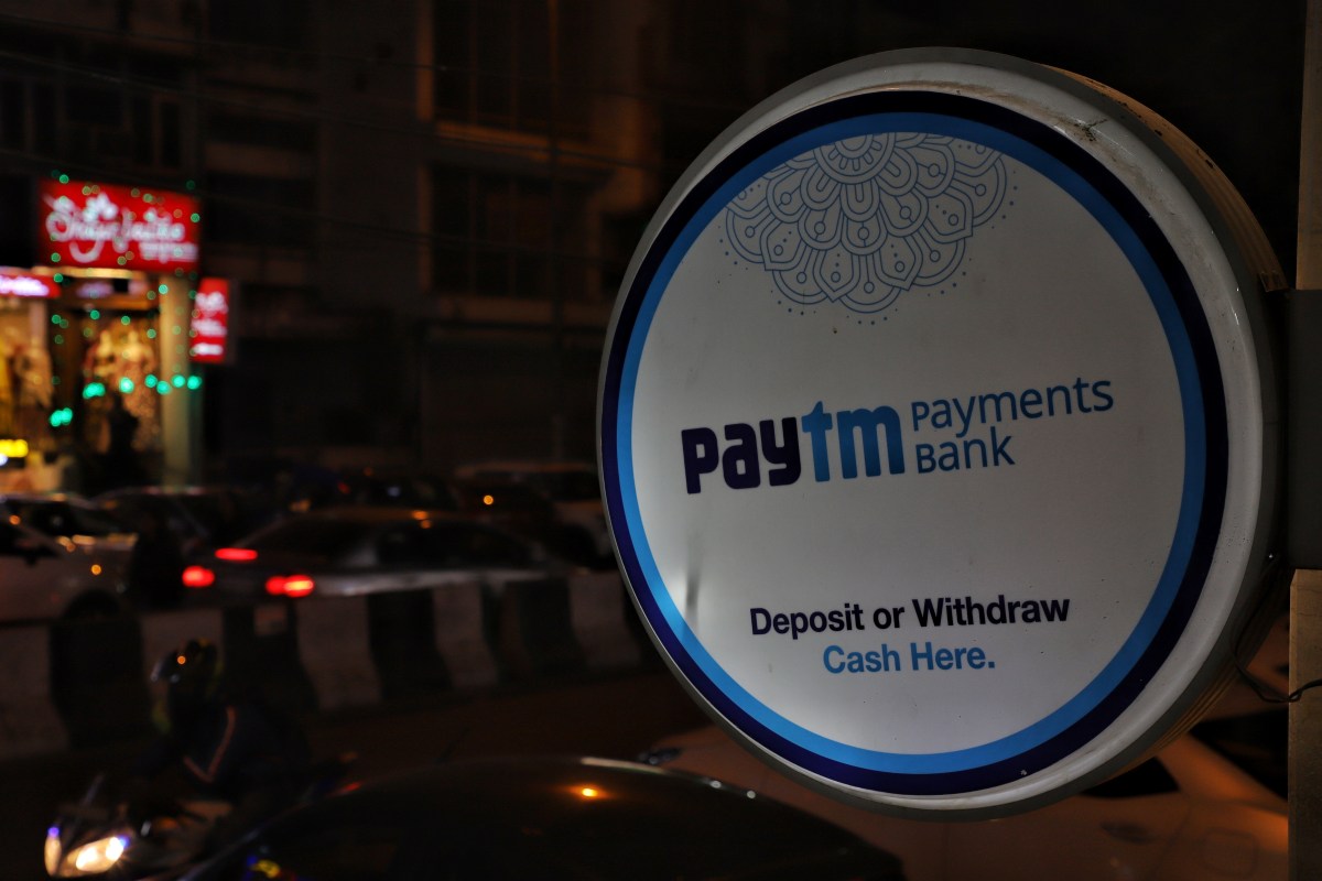 Read more about the article India’s central bank slaps Paytm Payments Bank with new curbs