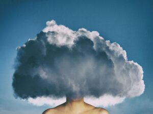 Read more about the article Battling brain fog? 5 proven ways to clear the cloud