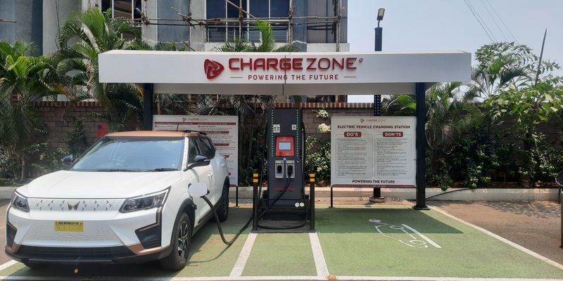 You are currently viewing CHARGE ZONE accelerates rollout of supercharging network for EVs