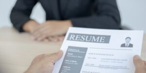 Read more about the article Top 5 skills employers look for in resumes in 2024