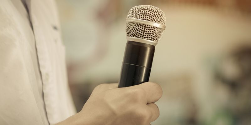 You are currently viewing Public speaking mastery: 5 essential tips for success