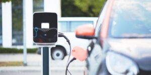 Read more about the article BIS introduces two new standards for electric vehicles