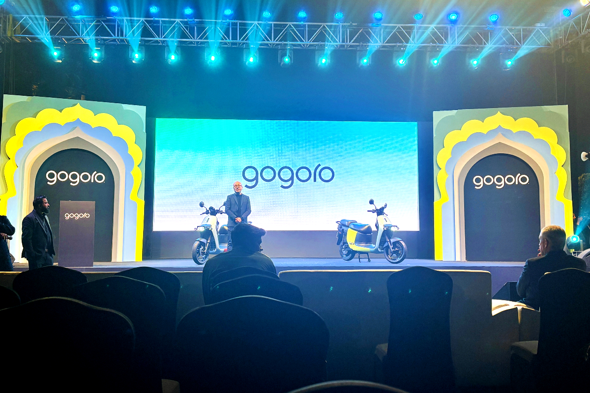 You are currently viewing Gogoro delays India plans due to policy uncertainty, launches bike-taxi pilot with Rapido