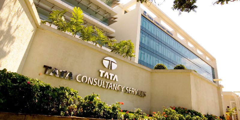 You are currently viewing TCS registers 5% rise in net profit in second quarter of FY25