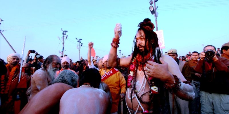 You are currently viewing Consumer goods brands rush to grab eyeballs as pilgrims converge for holy dip at Mahakumbh